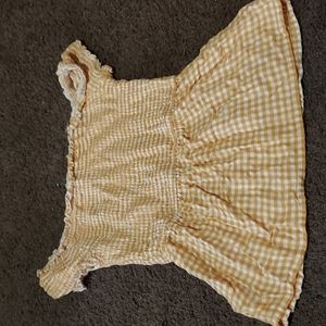 super cute ruffled shirt